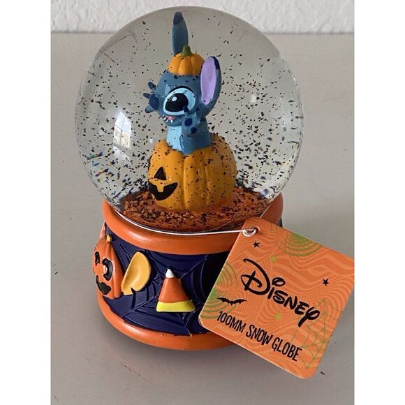 Disney Stitch Halloween Pumpkin Jack O Lantern Musical 100 mm Snow Water Globe - Picture 2 of 10